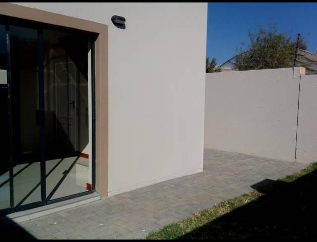 2 BEDROOM PROPERTY TO RENT IN HEATHERVIEW